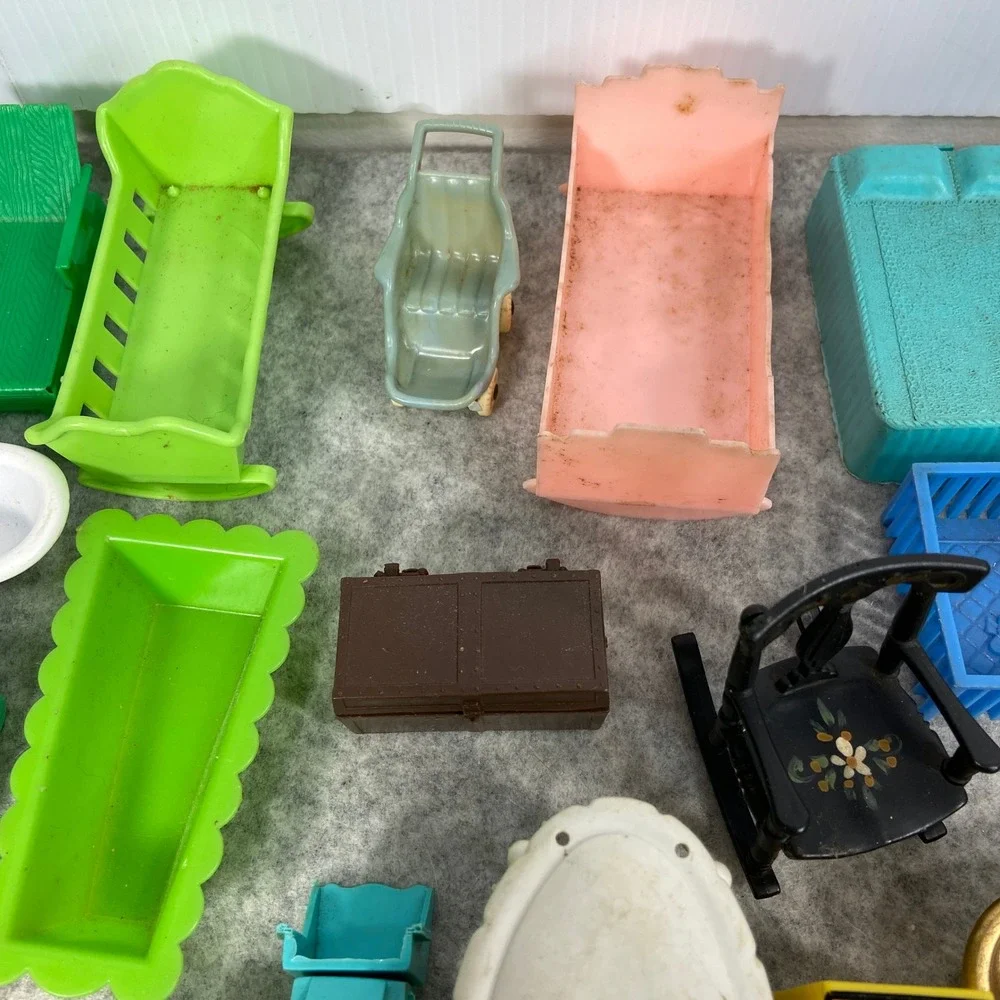 VTG Lot Dollhouse Furniture Accessories‎ Renwal BEST Tootsietoy Mattel Superior